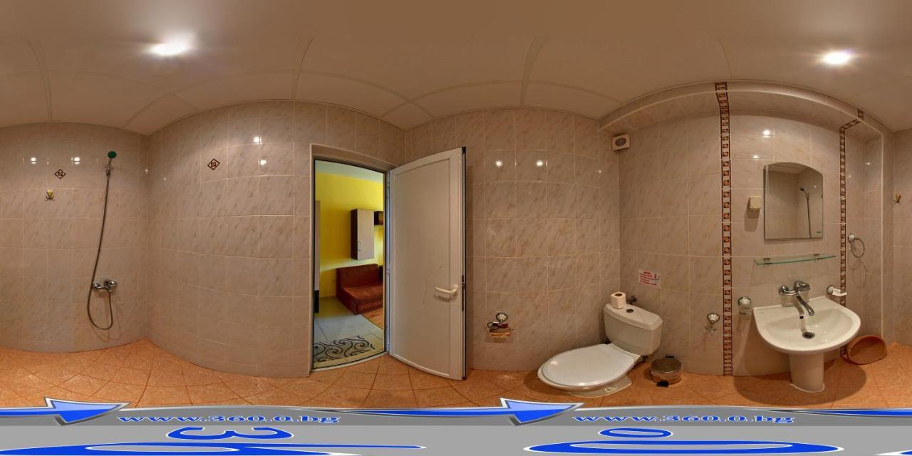 Семеен Хотел Атива - Family Hotel Ativa Lozenets Exterior photo
