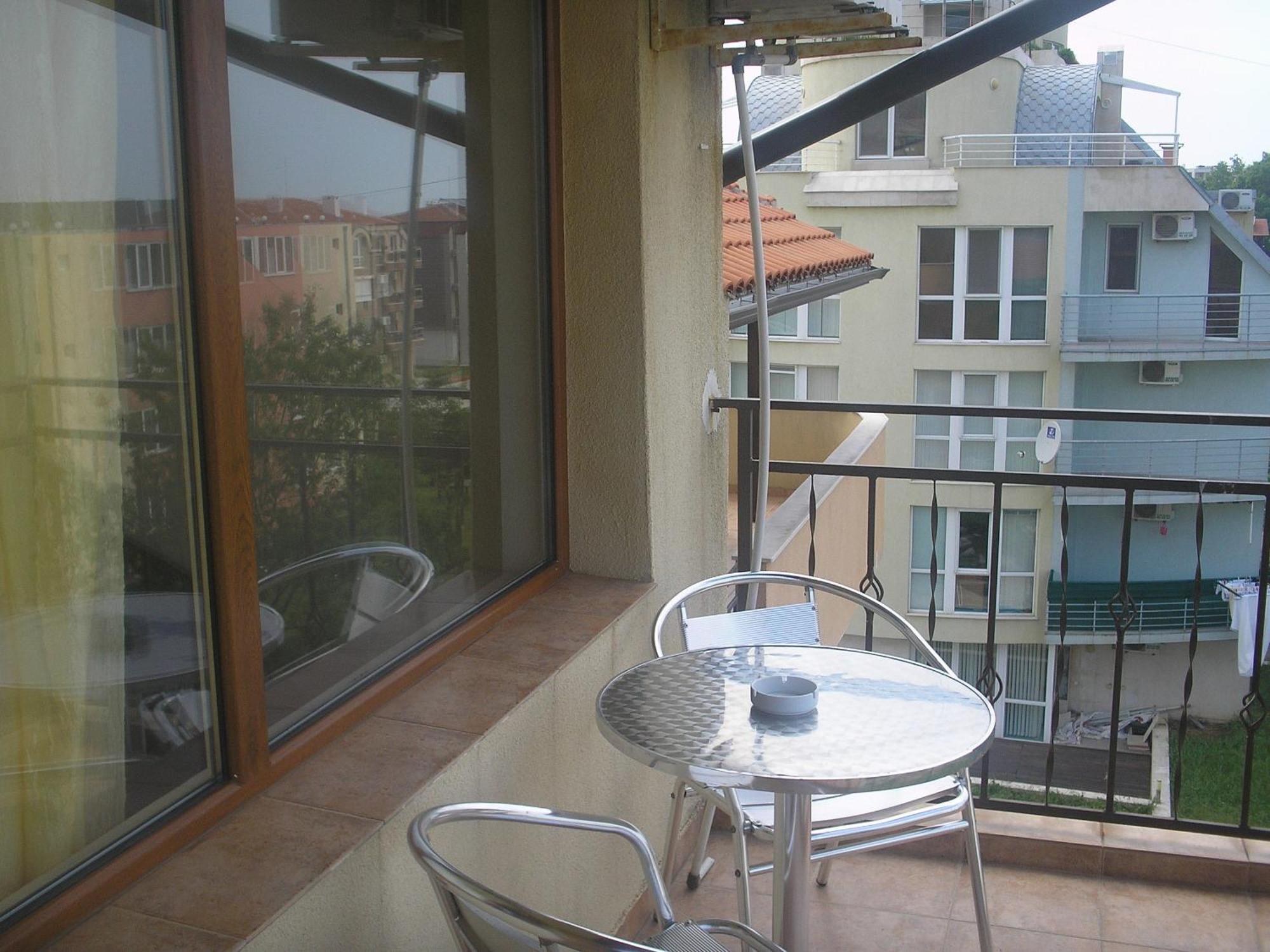 Семеен Хотел Атива - Family Hotel Ativa Lozenets Exterior photo